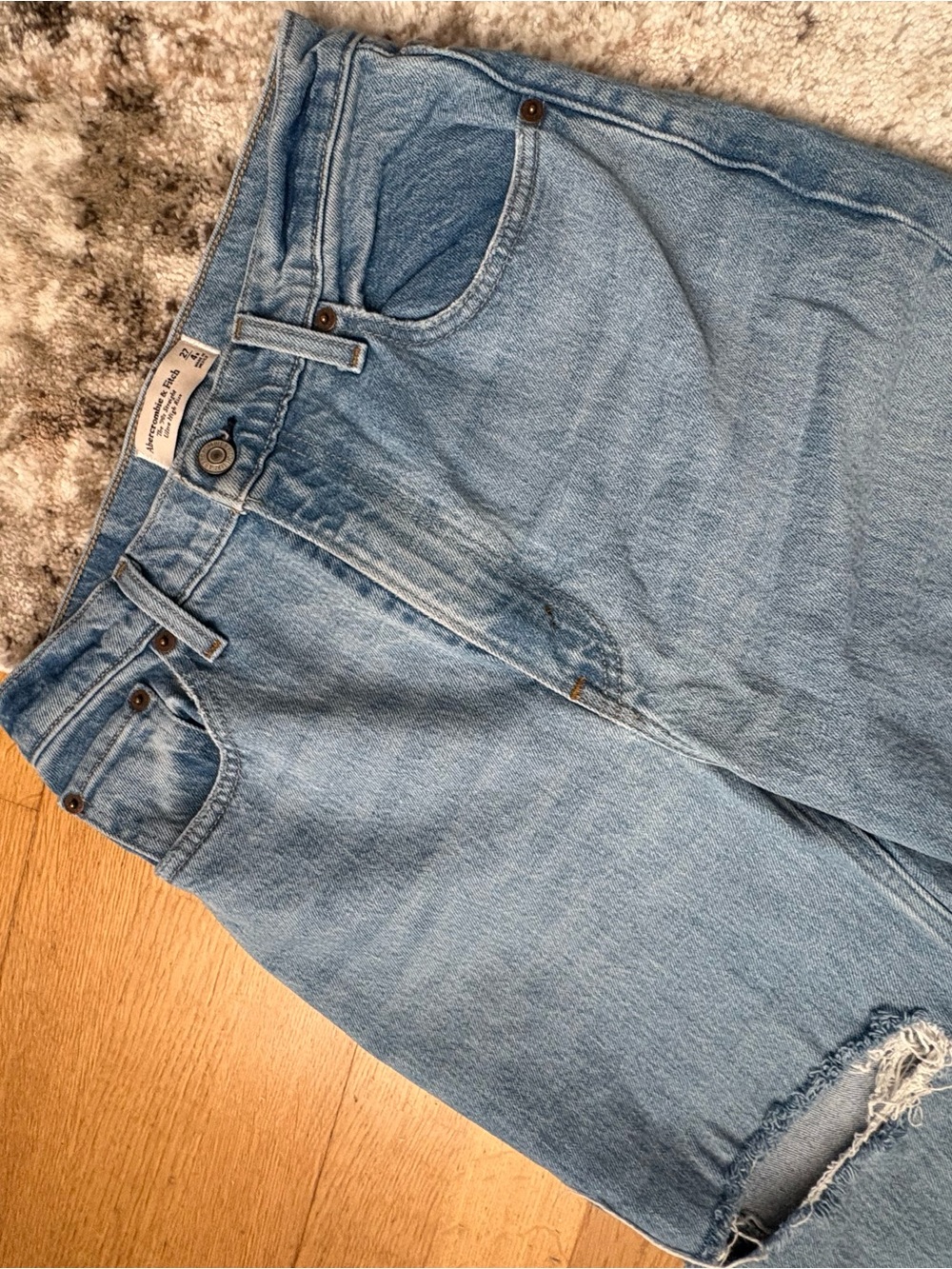 Abercrombie & Fitch Light Blue High-Rise Women's Jeans